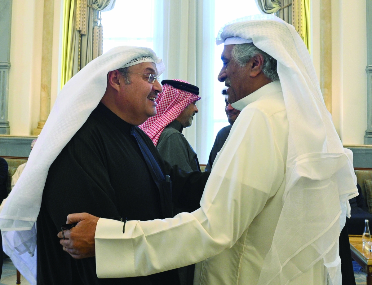 


الجاسم والإعلامي البحريني مؤنس المردي 