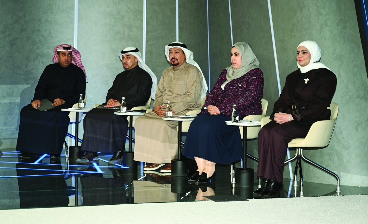 الفصام والمنيفي والعلاطي والعمران والبكر خلال المؤتمر                 (تصوير نايف العقلة)