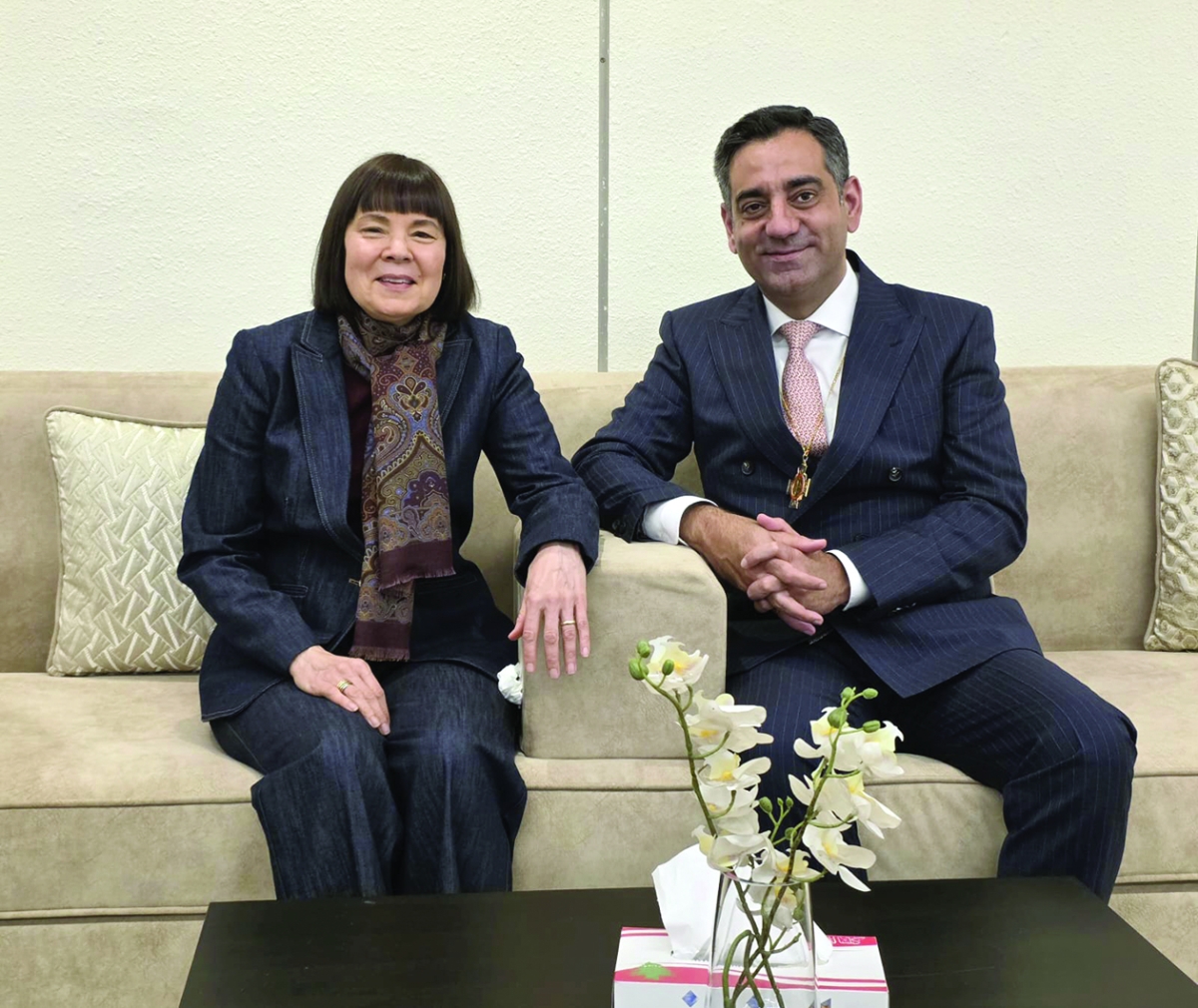 عرفة والسفيرة الأميركية