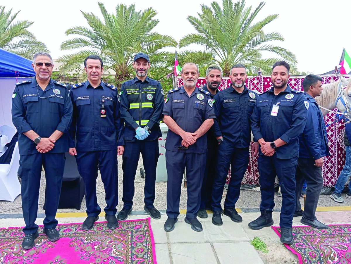 رجال الطوارئ الطبية