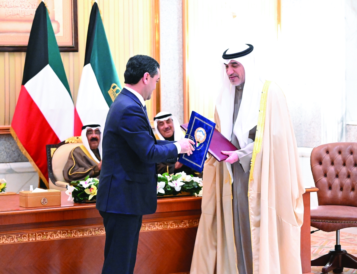 


تبادل اتفاقية الأيدي العاملة بين رئيس مجلس الوزراء بالإنابة ووزير خارجية أوزبكستان 