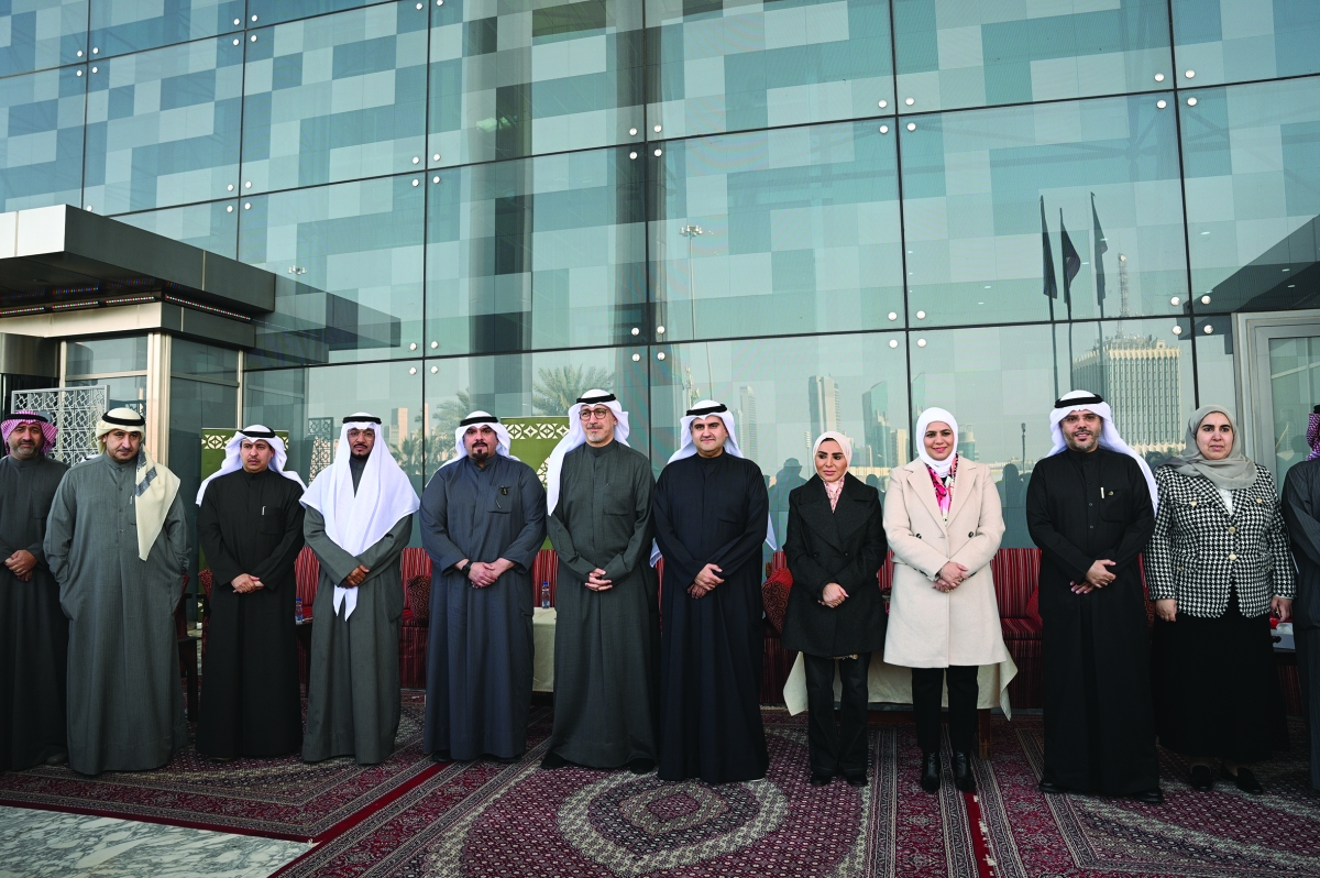 


 وزراء الشؤون والتجارة والمالية والعدل وعدد من القياديين	 (تصوير نايف العقلة) 