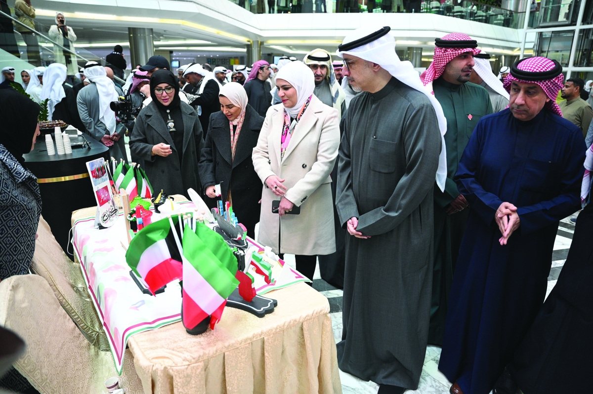 


جولة بمعرض «عز وفخر3» 