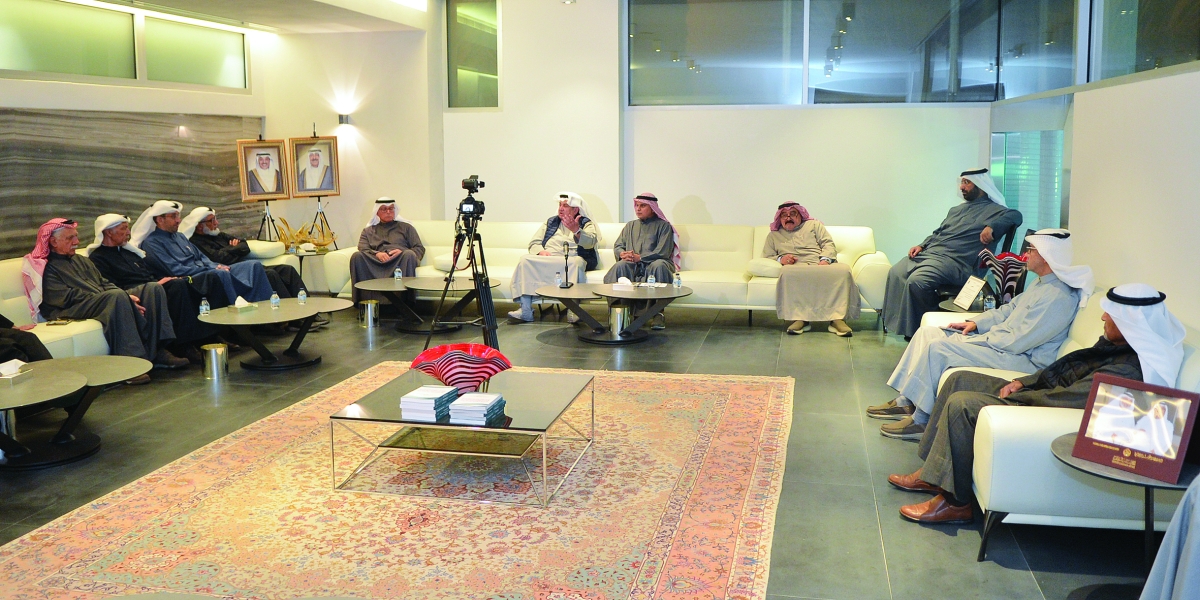 


المتحدثون في «ديوان الوحدة الوطنية» 	(تصوير سعود سالم) 