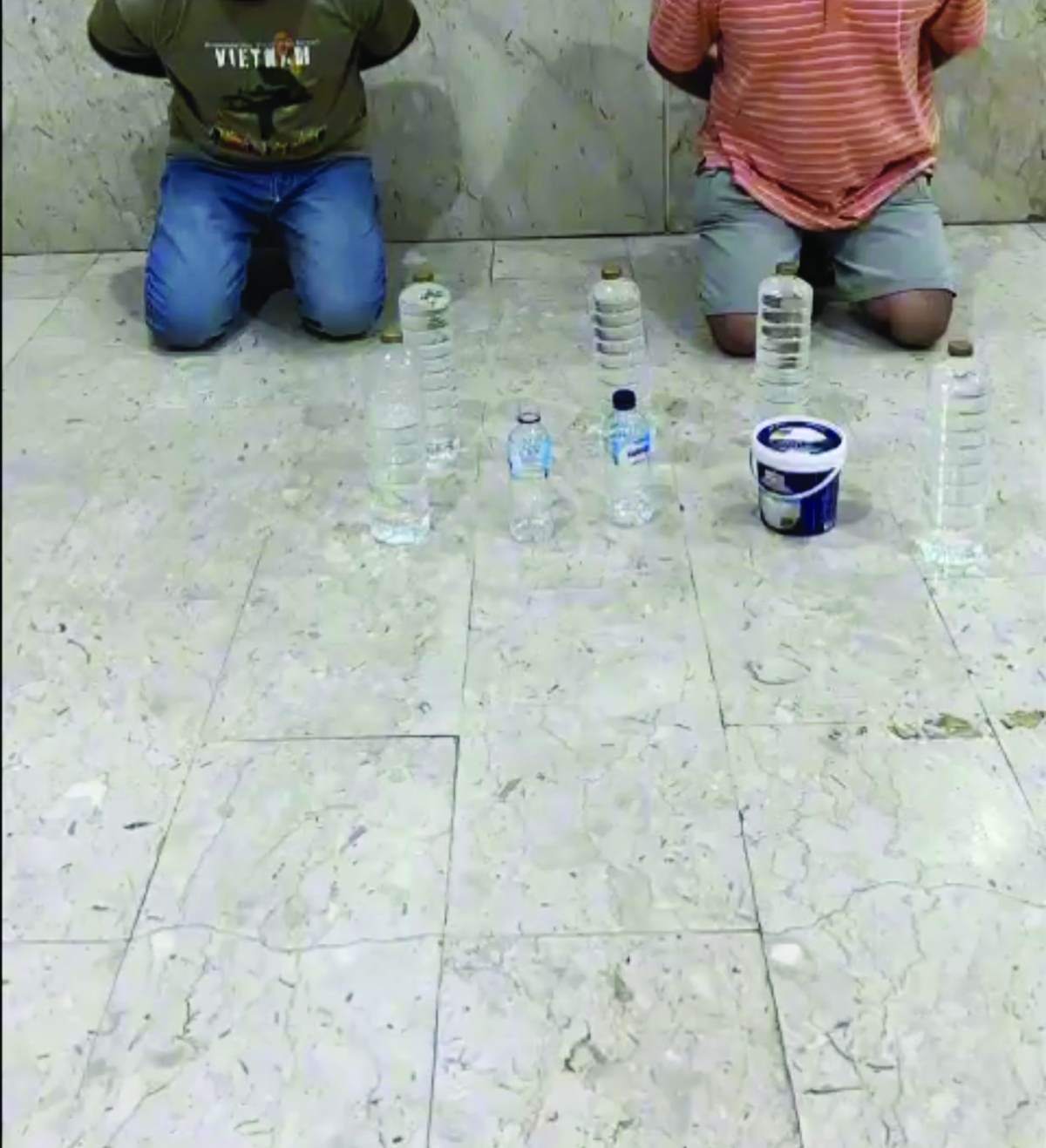  مضبوطان في الحملة