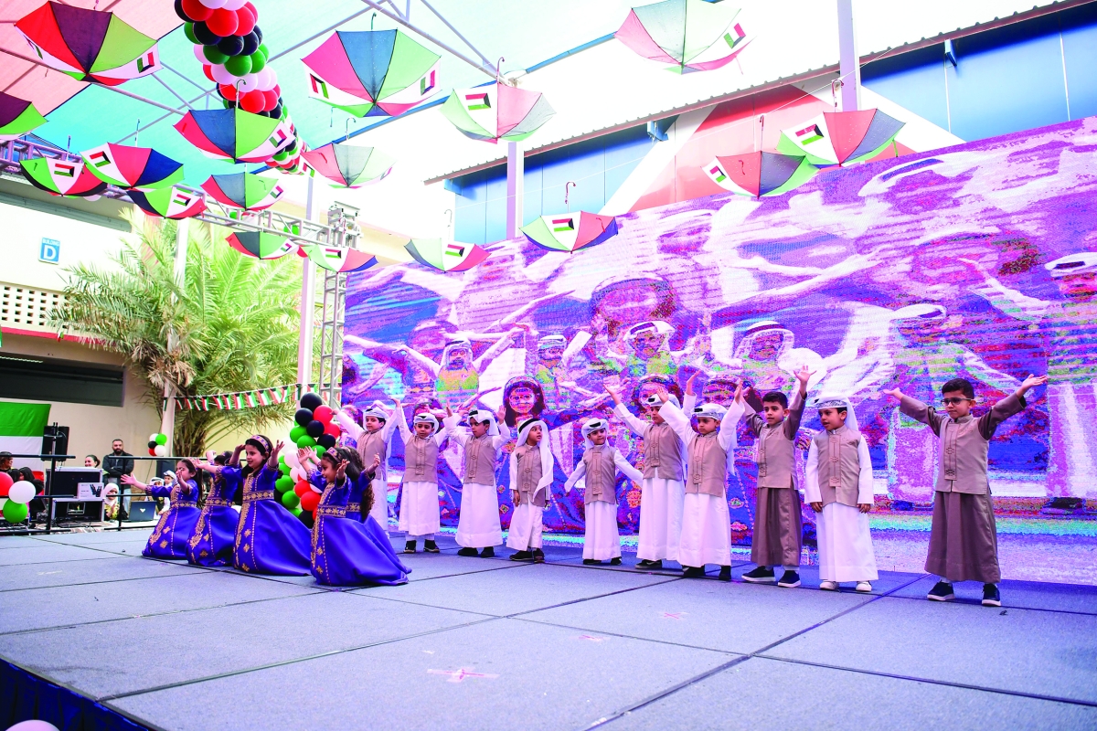 


 فقرة استعراضية للطلبة 