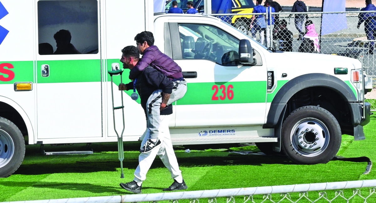 مساعدة أحد المشاركين