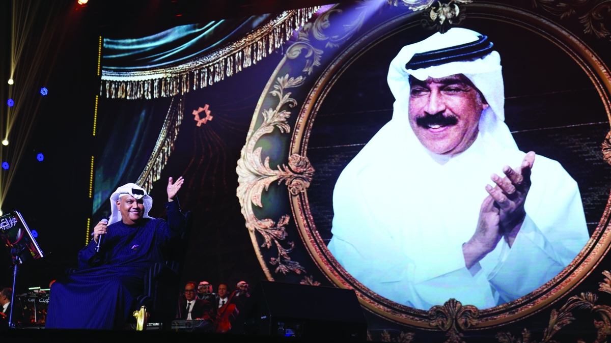 


نبيل شعيل في الحفل 