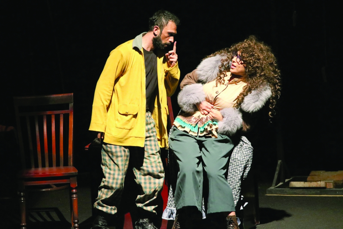 من العرض المسرحي