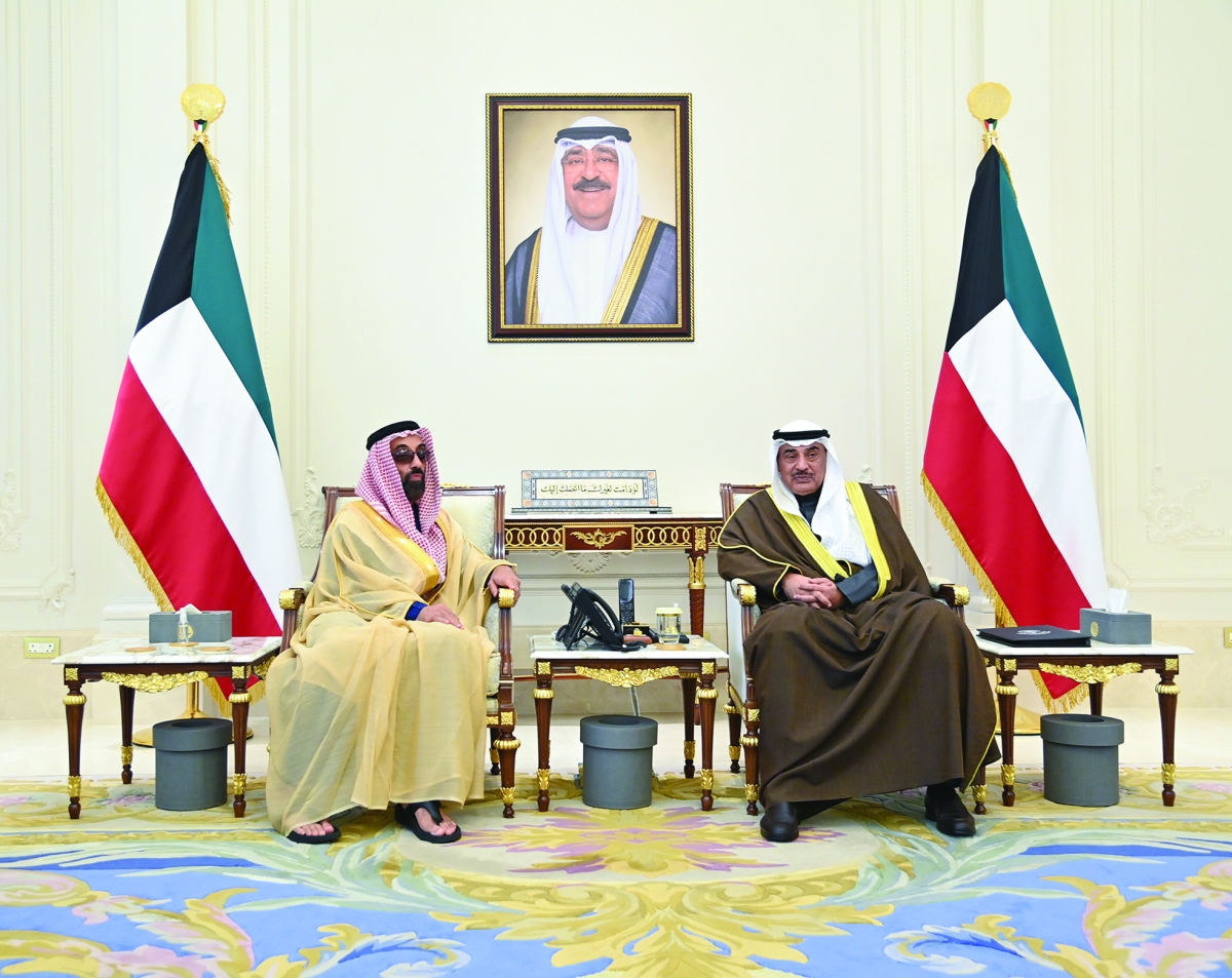 


ولي العهد مستقبلاً نائب حاكم أبوظبي 