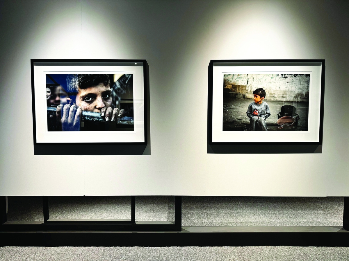 


بين الألم والأمل.. توثيق لحظات من غزة بعدسة فنانيها 