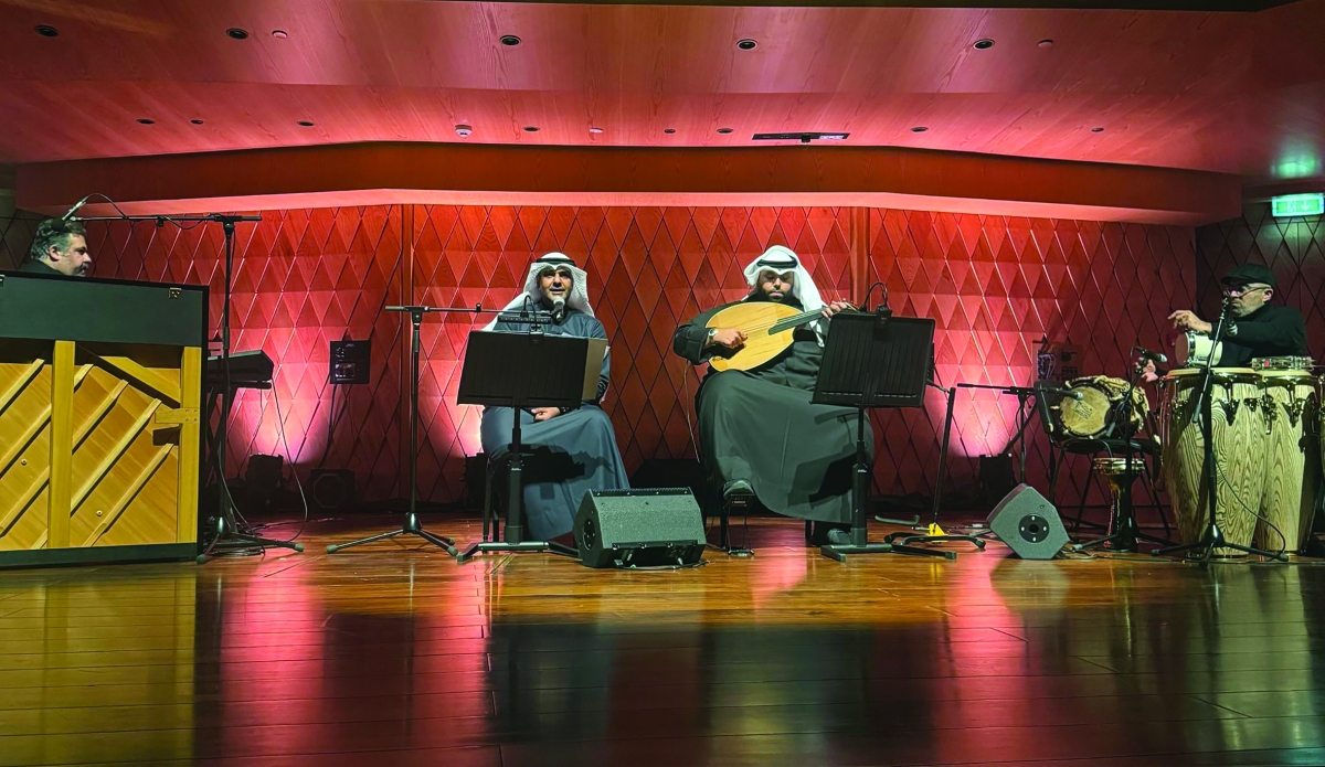 من أمسية «سهرة مع فواز الرجيب»