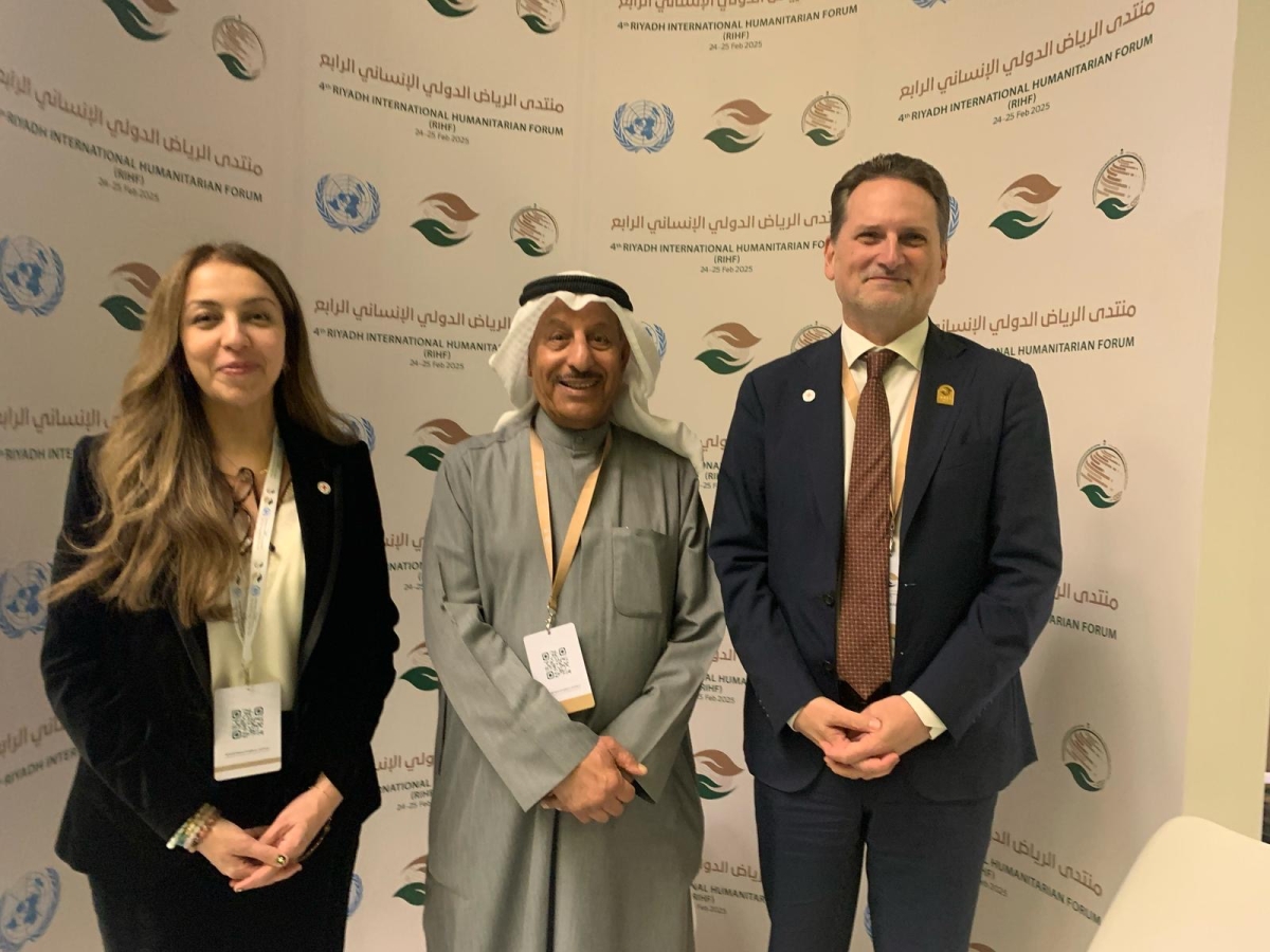 المغامس خلال لقائه المدير العام للجنة الدولية للصليب الأحمر في (منتدى الرياض الدولي الإنساني الرابع)