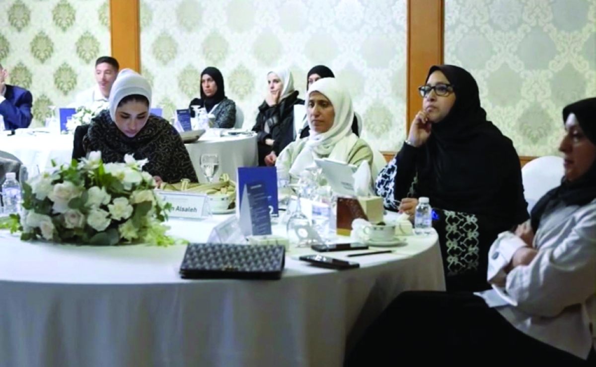 الحضور خلال الورشة