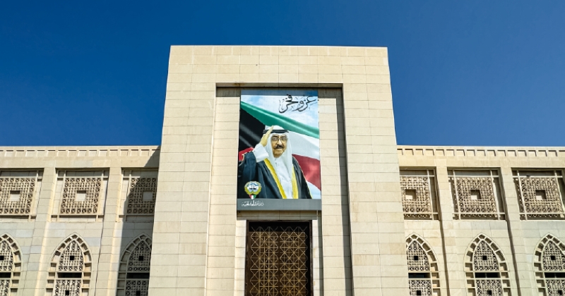 الكويت تدين وتستنكر بشدة قرار الاحتلال الإسرائيلي منع دخول المساعدات الإنسانية إلى غزة