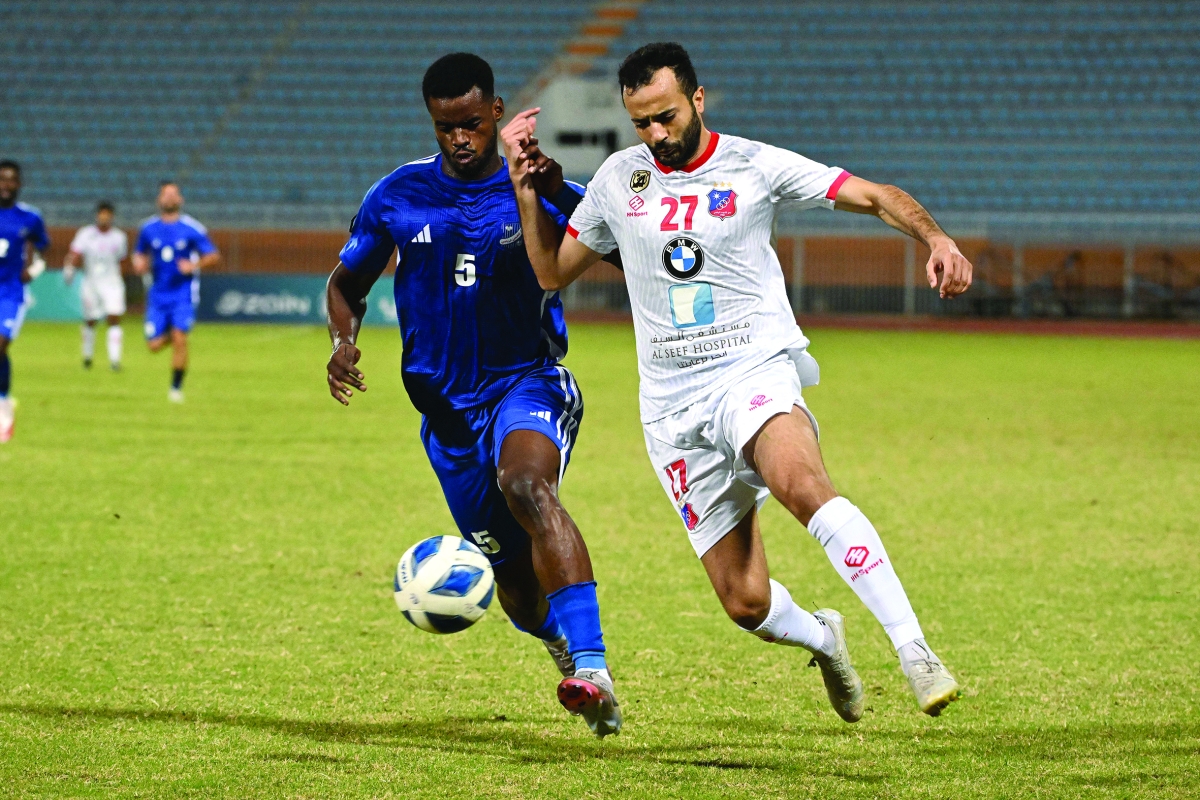 


من لقاء «الكويت» والتضامن في «دوري زين» 