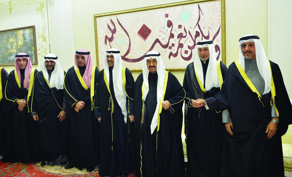 المحمد متوسطاً عدداً من الحضور