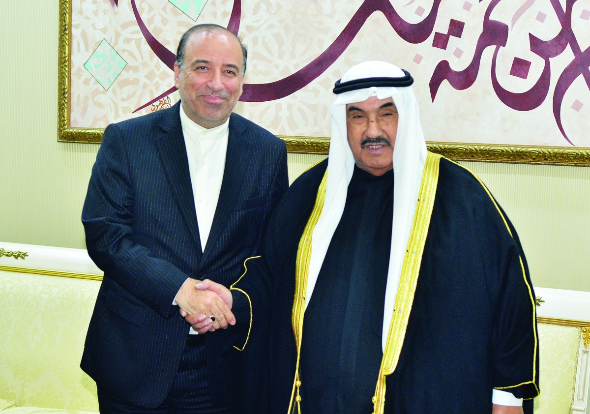 السفير الإيراني مهنئاً