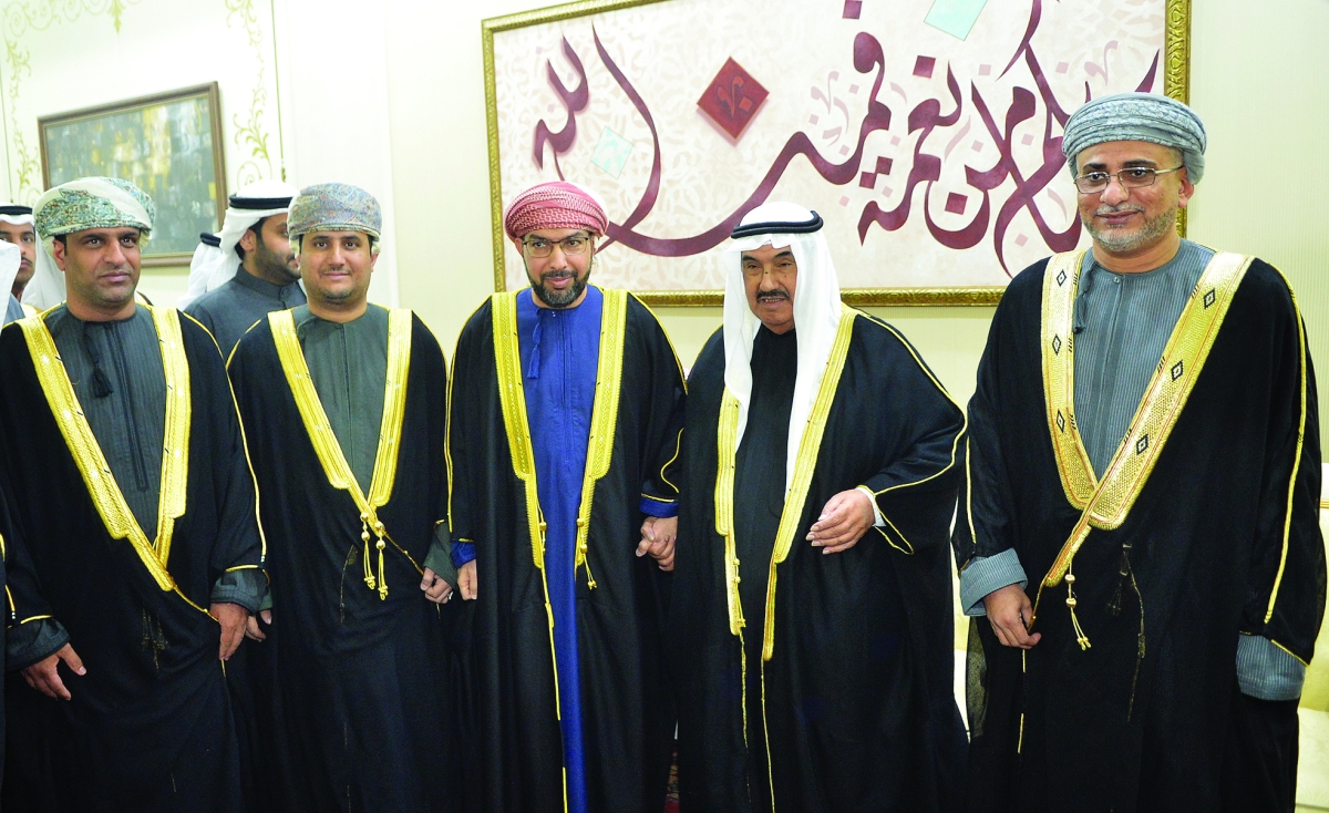 المحمد والسفير العماني وأركان السفارة