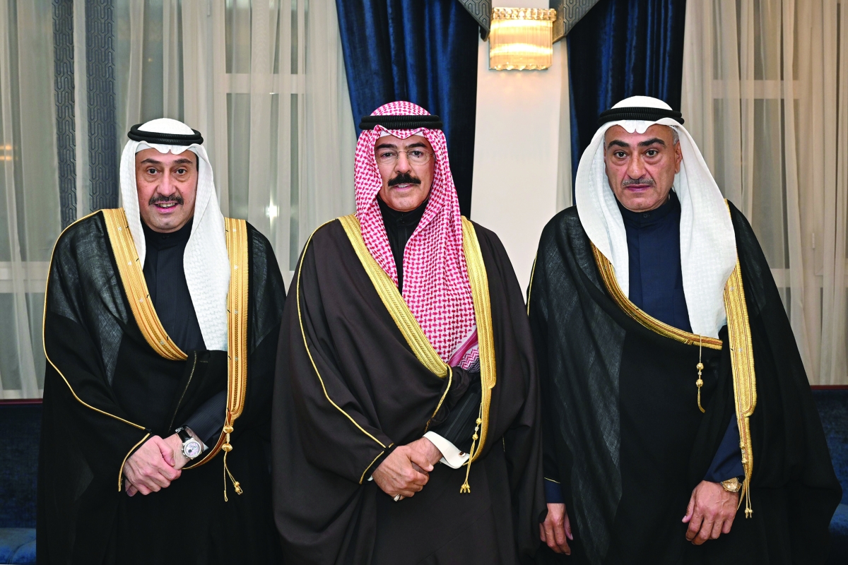 


محمد الخالد مقدماً التهنئة 