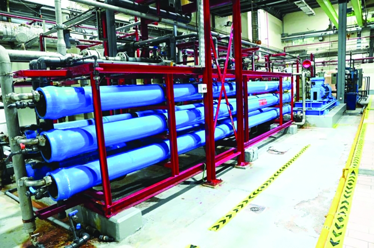 


جانب من وحدة إنتاج بالتناضح العكسي 