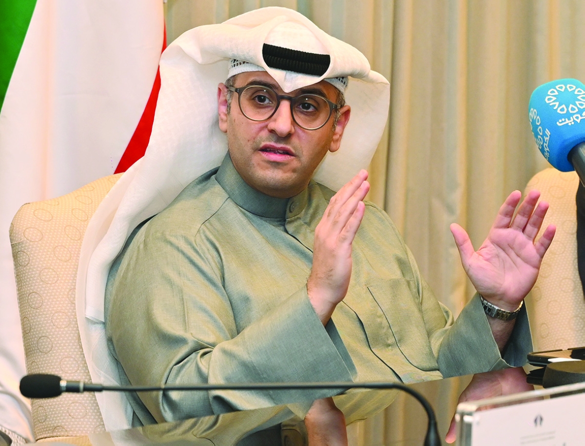 المشاري متحدثاً في المؤتمر الصحافي 	(تصوير أسعد عبدالله) 