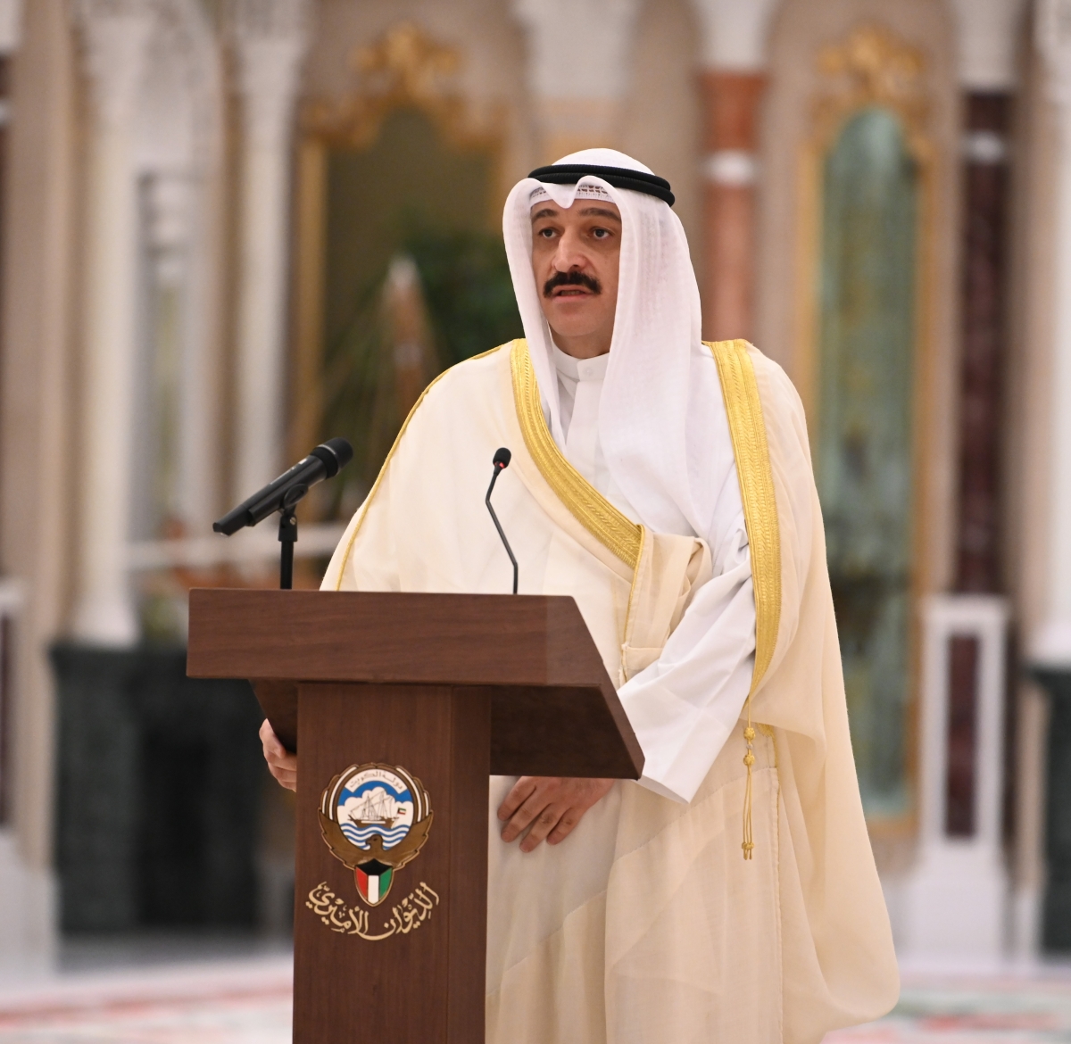 الدكتور أحمد العوضي