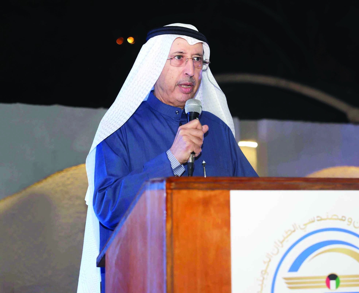 النصف مُتحدّثاً 