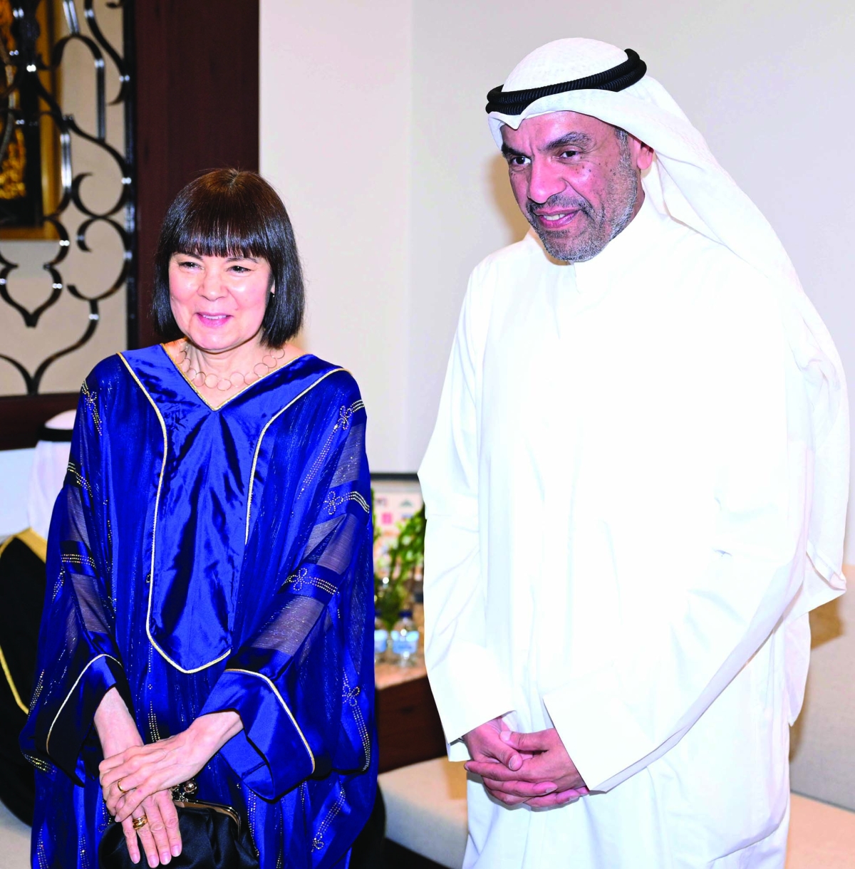 السفيرة الأميركية مهنئة