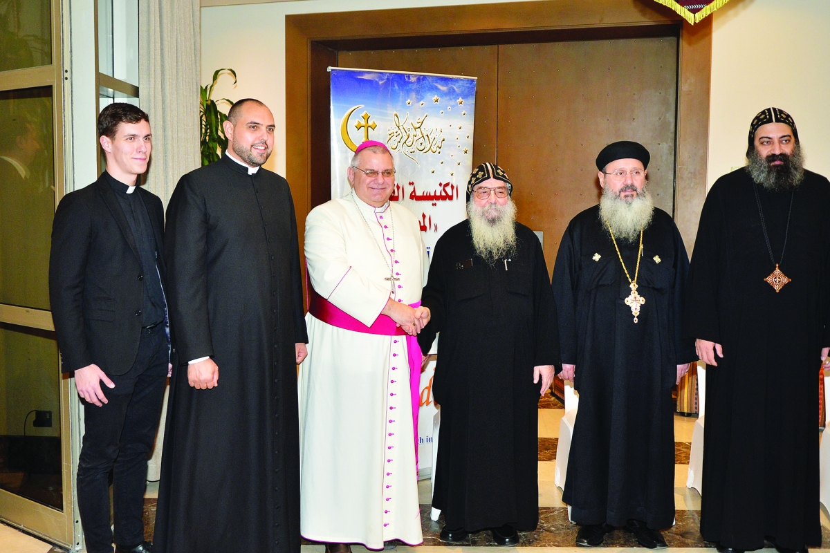 


تهنئة من رجال الدين المسيحي 