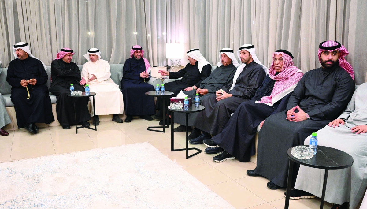 أحاديث الرياضة سادت في الديوان