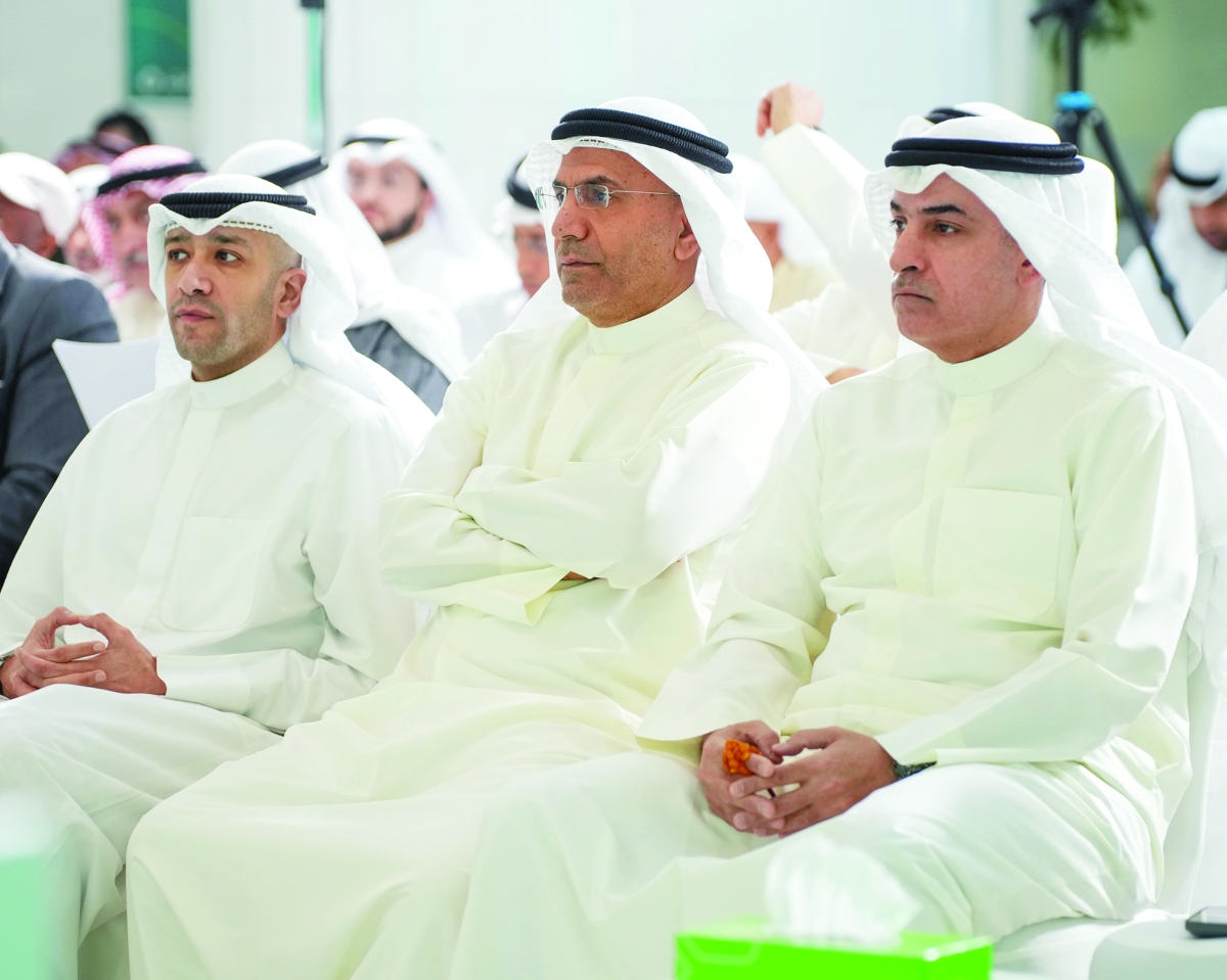 


خالد النصف ومحمد الفوزان وأحمد الفارس 