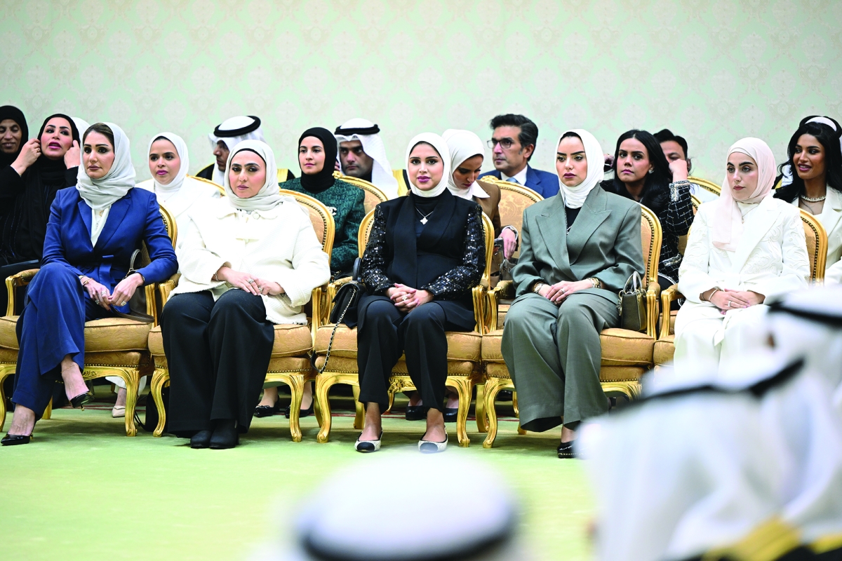 


عدد من القاضيات خلال الزيارة 