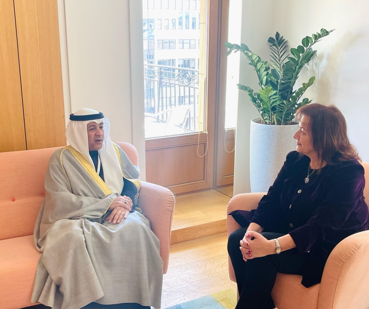 الأمين العام لمجلس التعاون لدول الخليج العربية ونائب رئيس لجنة الشؤون الخارجية في البرلمان الأوروبي هناء جلول
