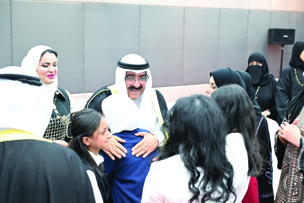 القائد الأب