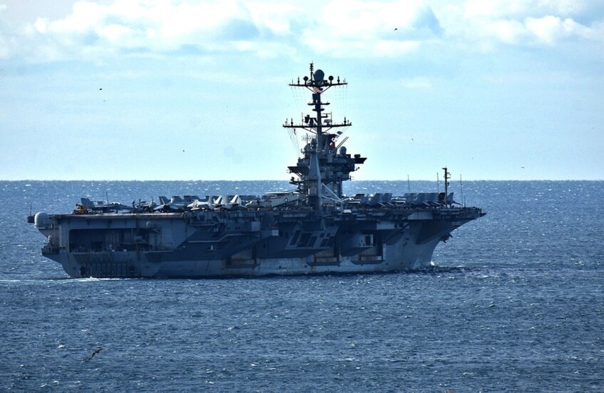حاملة الطائرات الأميركية «هاري ترومان» في البحر الأحمر