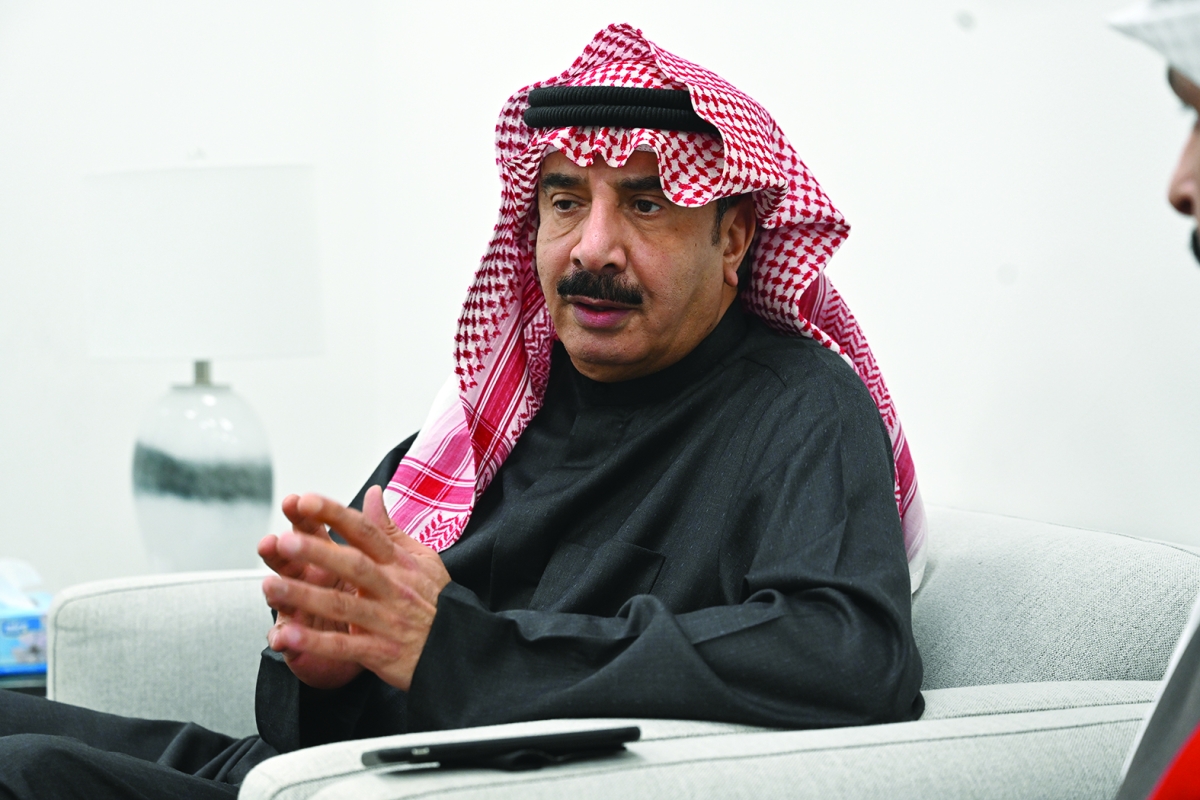 


حسين المنصور 