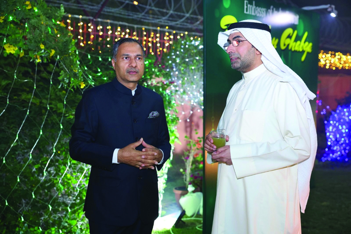 ناصر محيسن مهنئاً