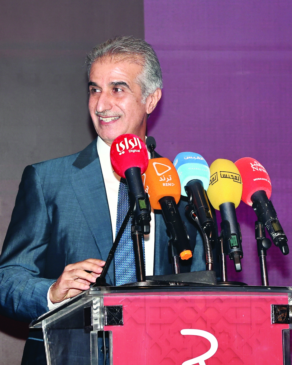 


د.عادل التركيت متحدثاً 