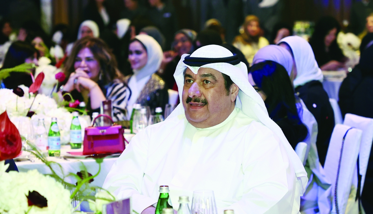 


عمر السيد عمر حاضراً 