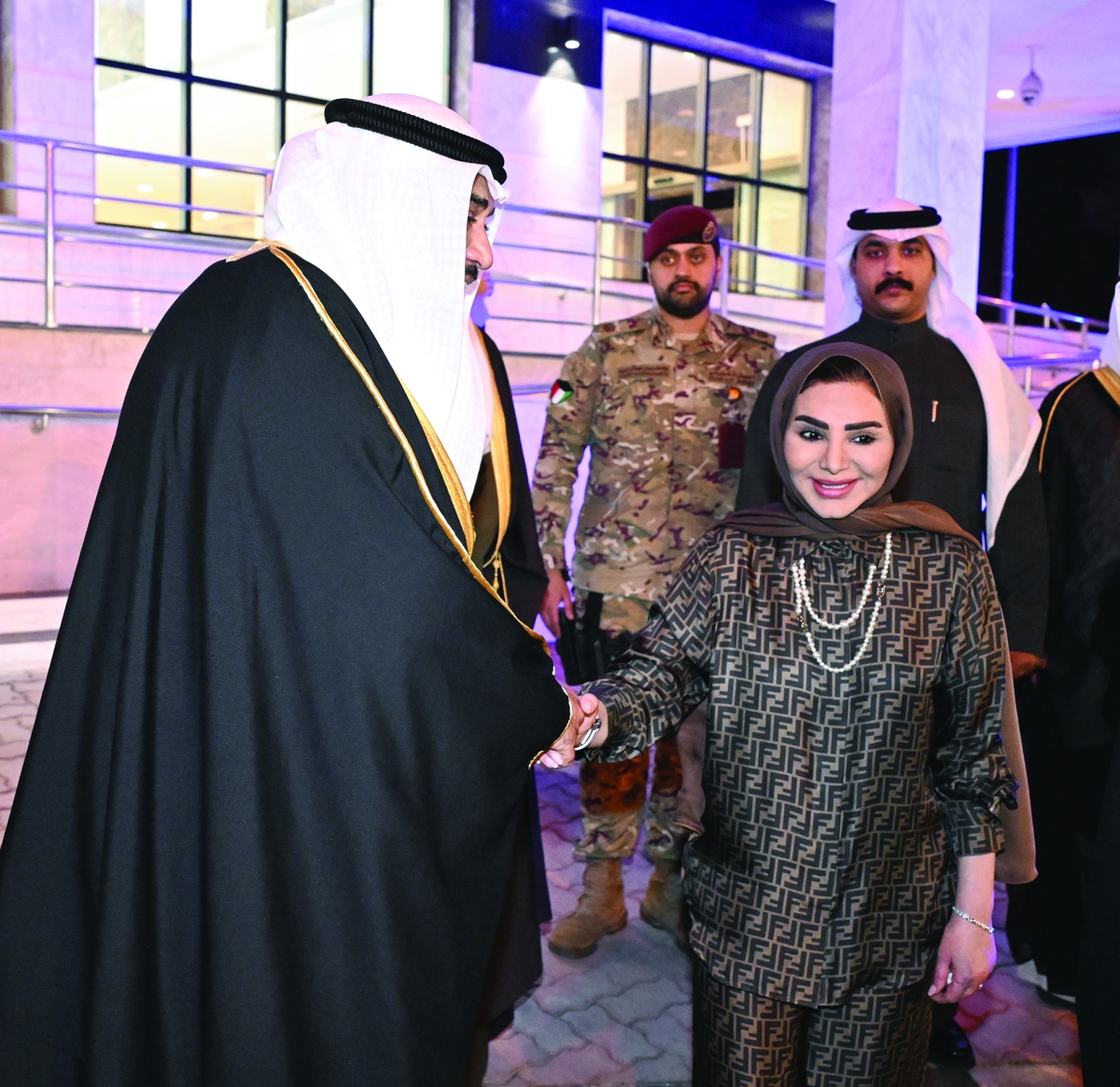 


ولي العهد ووزيرة الشؤون 