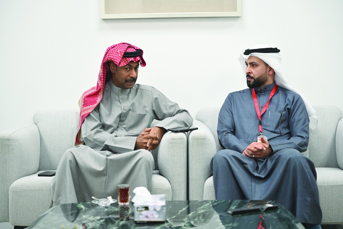 


العميري متحدثاً للزميل فيصل التركي 