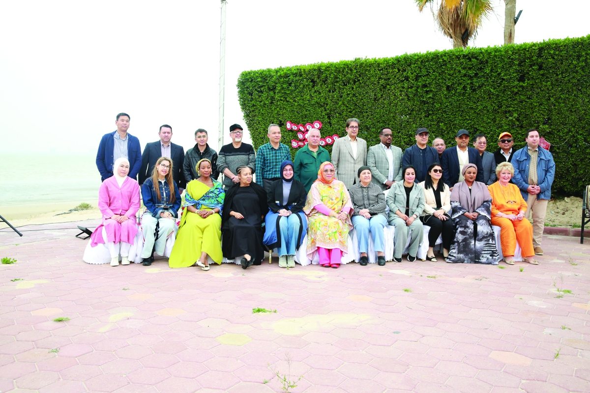 عدد من رؤساء البعثات الدبلوماسية 