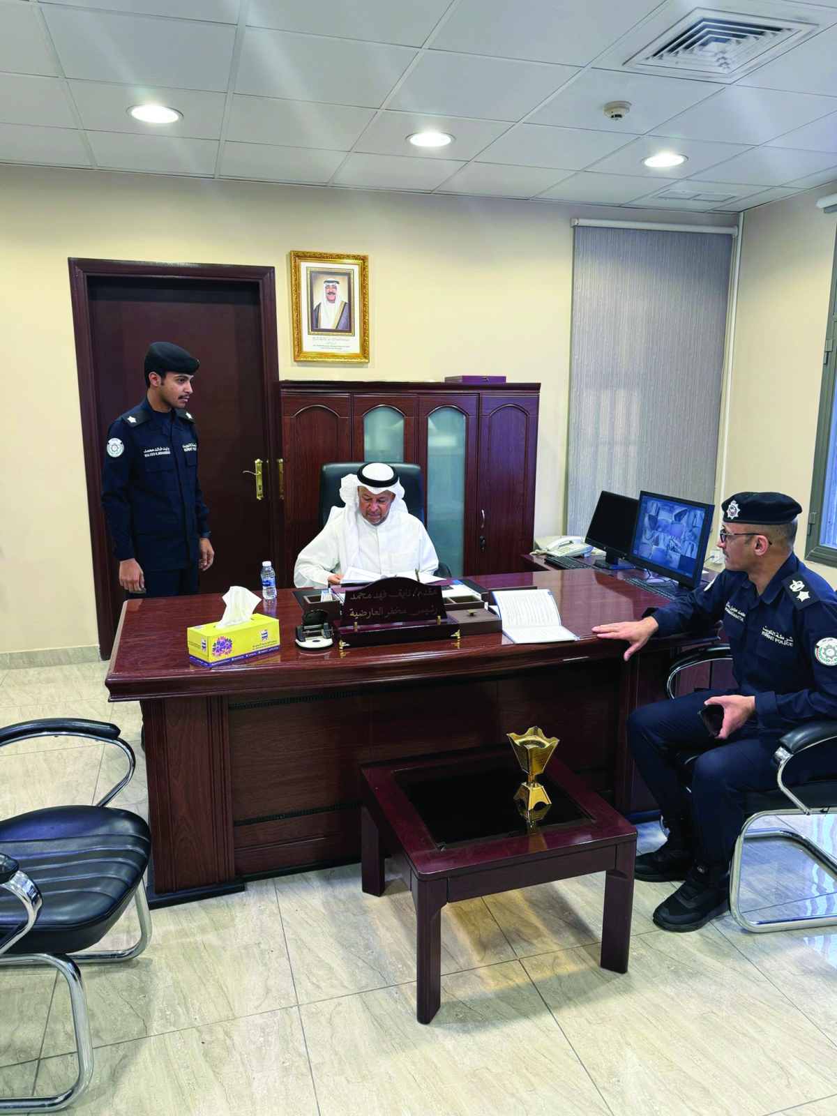 العذبي يطلع على سير عمل المخفر