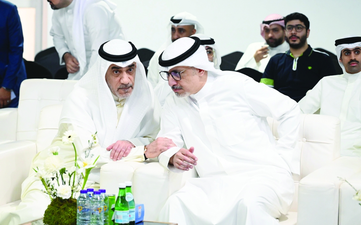 


حديث بين اليوسف والعجيل 