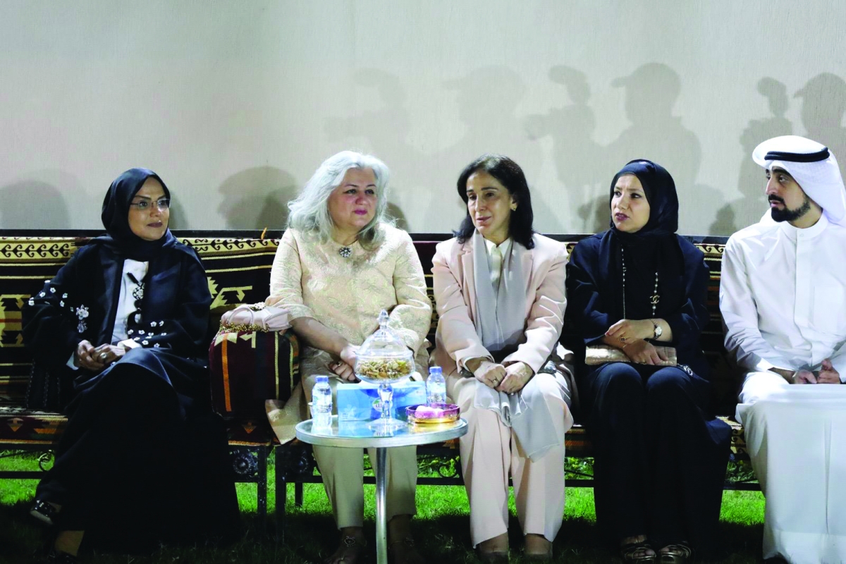 هالة الجسار تتوسط عدداً من الأكاديميات