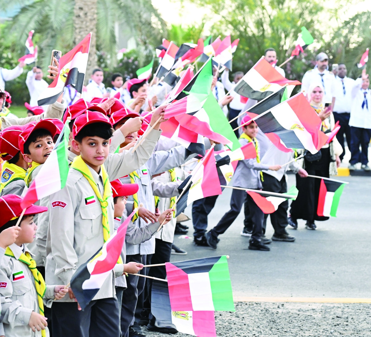 


استقبال شعبي 