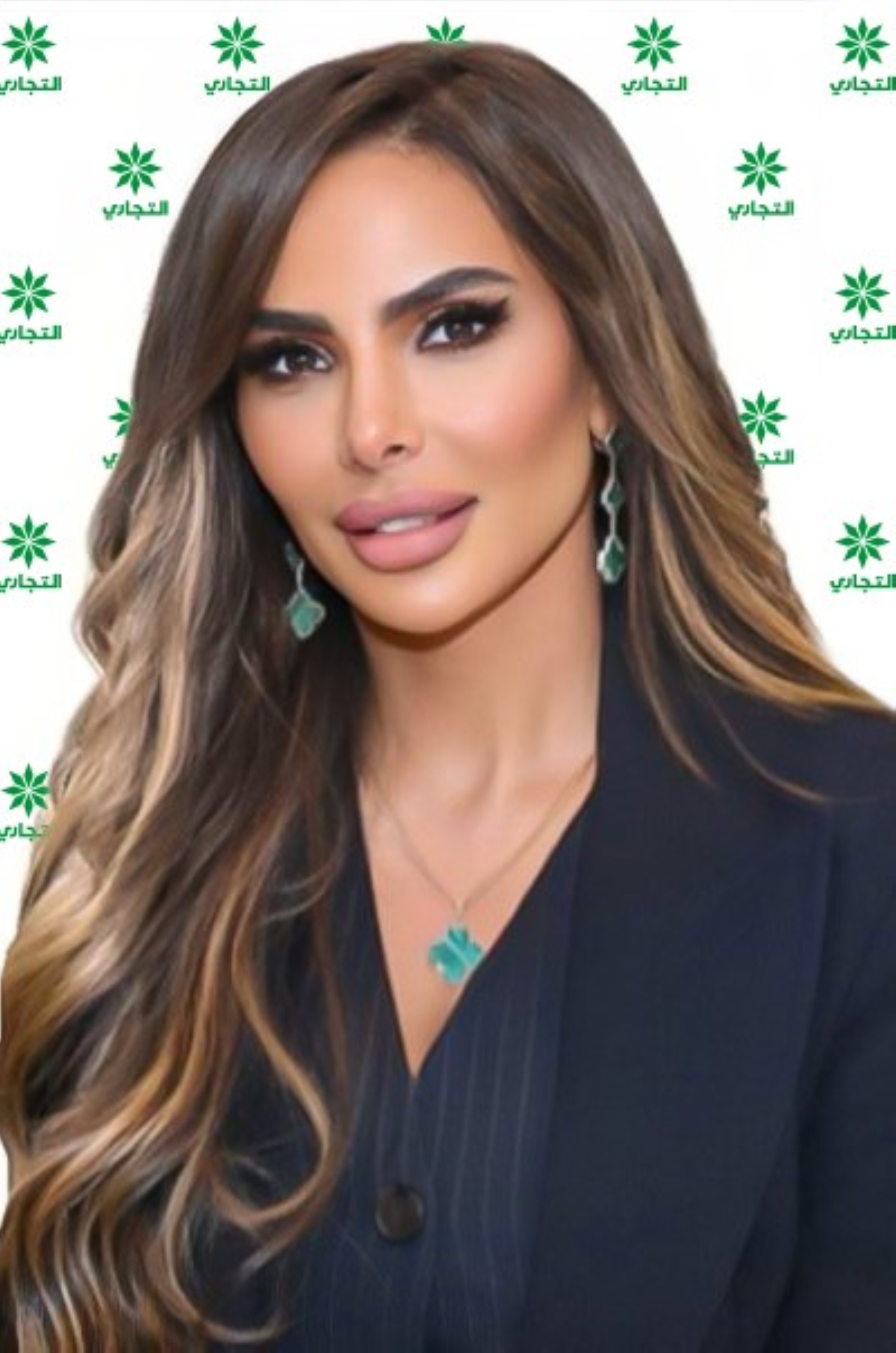 نورا كايد