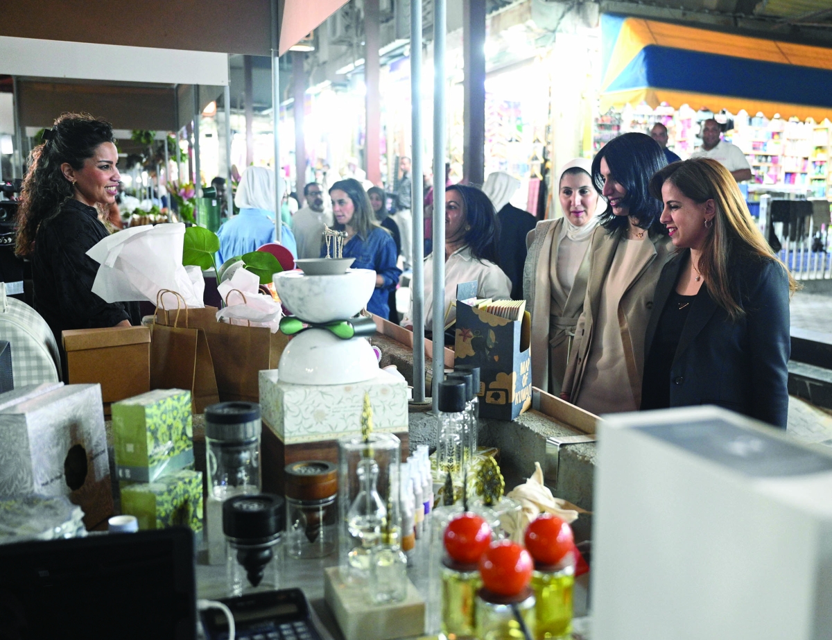 


عضوات المجلس البلدي في السوق 