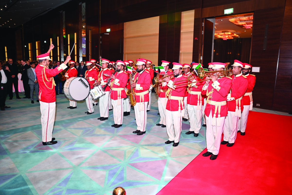 استعراض لفرقة الجيش البنغلاديشي خلال الحفل